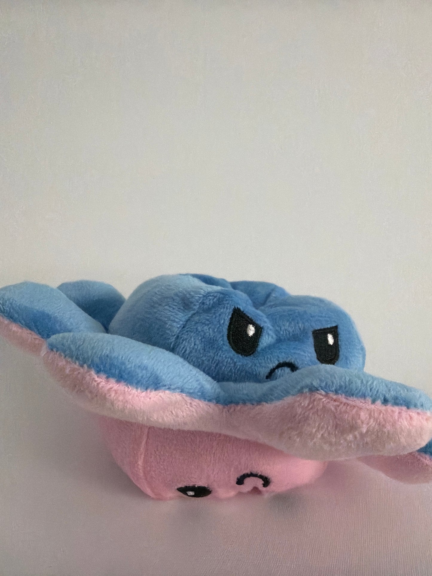 Small reversible octopuses